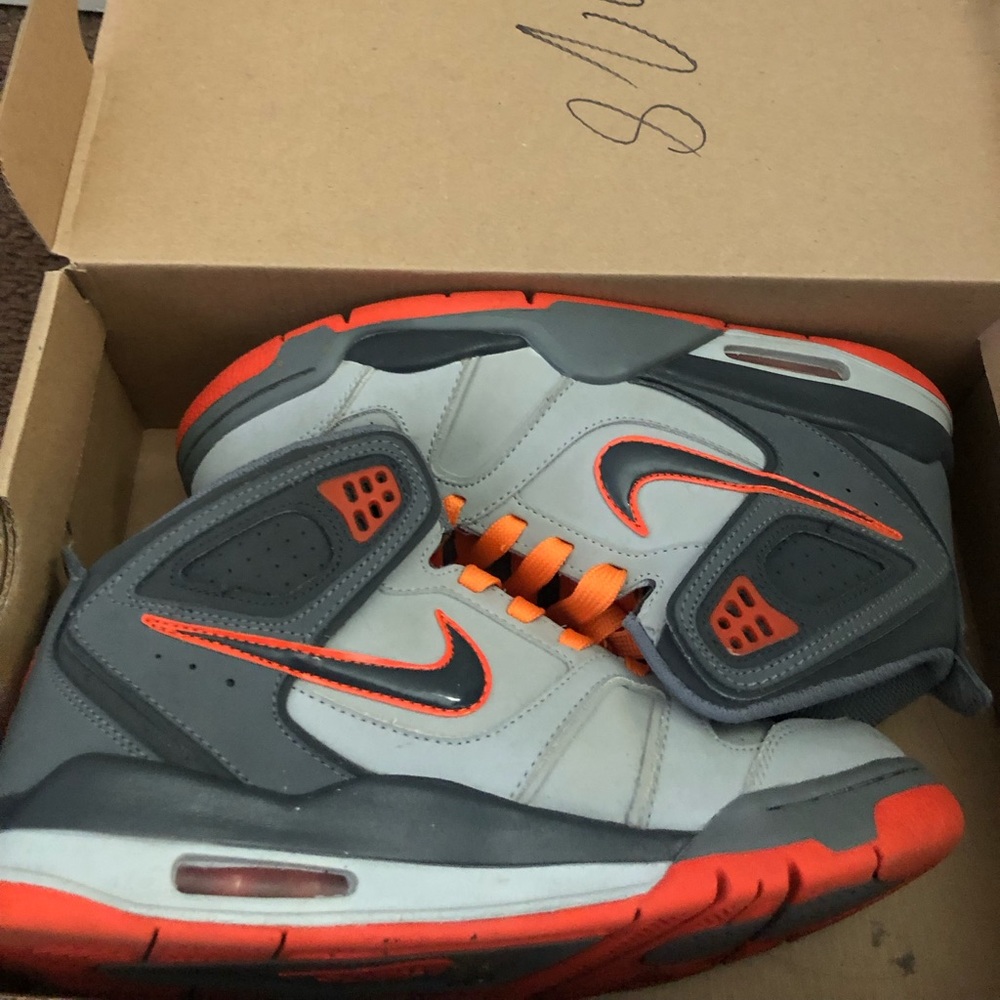 Nike Air Flight Falcons Mens Size 7.5